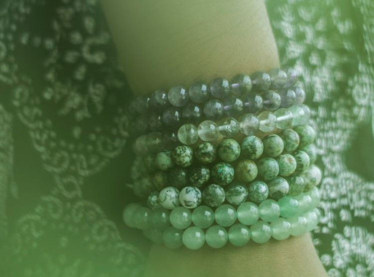 Malachite Bracelet with Clasp, Small 4mm Green Gemstone Bracelet – Kathy  Bankston