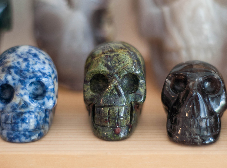 Crystal Skulls: The Benefits, Power, and History– Amethyst Goddess